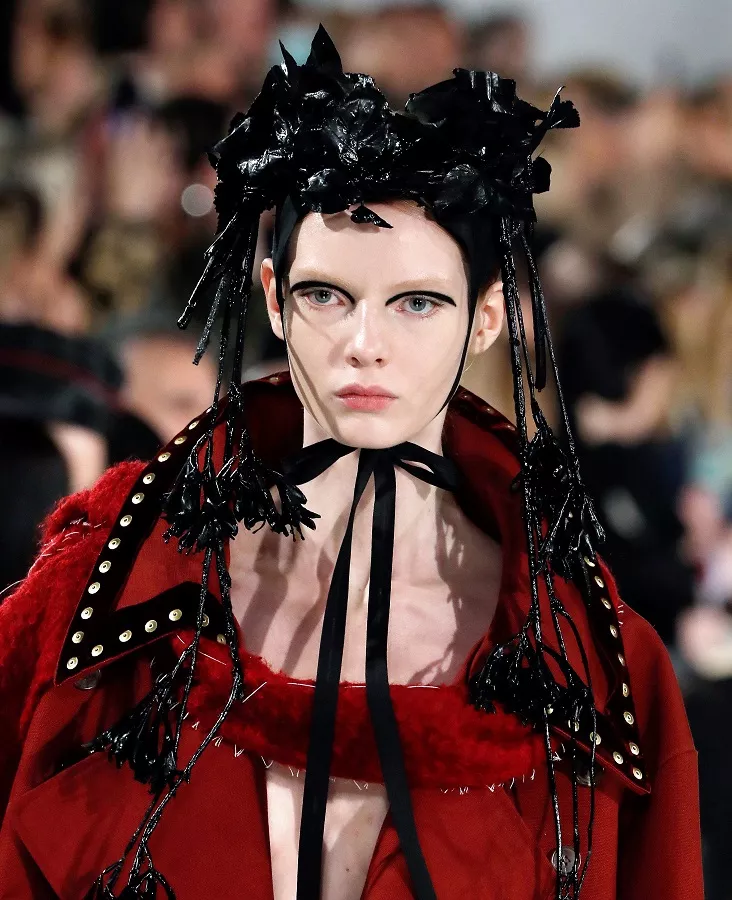 Margiela: Floating eyeliner