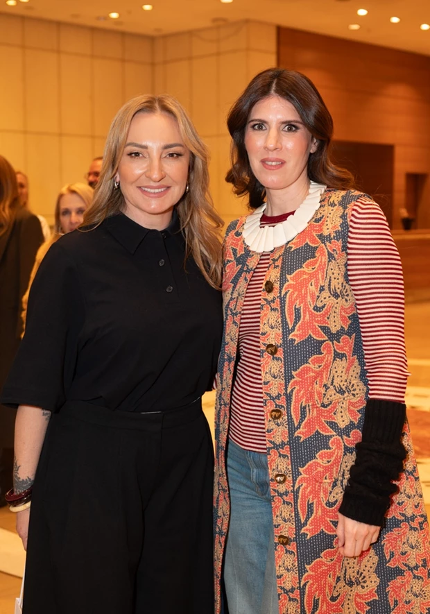 Ρούβα Ρέβη, Αναστασία Τσουρεκά - Σαρακάκη