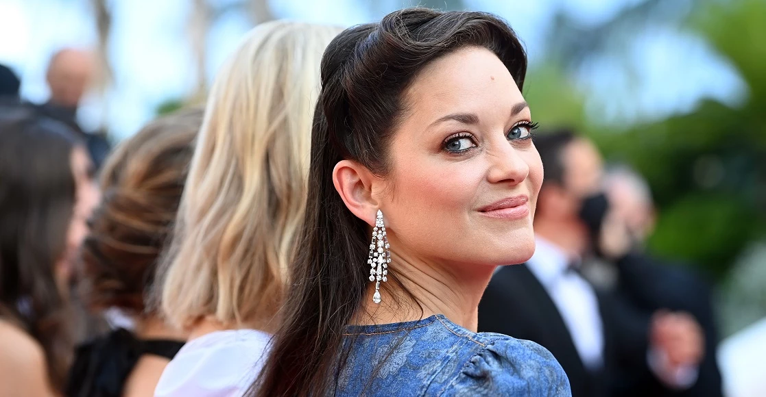 Patent Nails | Η πιο "εύκολη" τάση της σεζόν είναι ιδανική για εσάς που αγαπάτε το μίνιμαλ στιλ