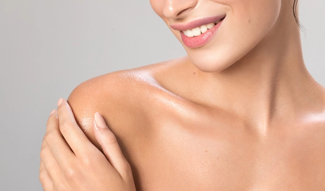 Υαλουρονικό οξύ | Το basic συστατικό που χαρίζει τα πιο εντυπωσιακά αποτελέσματα στην επιδερμίδα