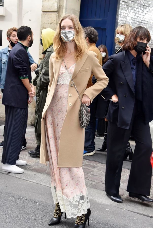 Η Natalia Vodianova στο show Paco Rabanne SS21