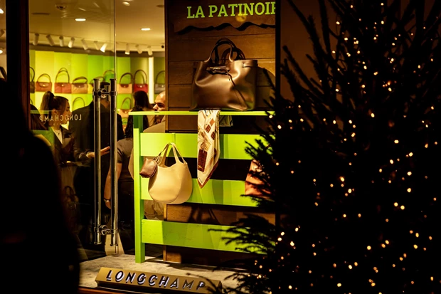 Cocooning On Ice | Γιορτινή μαγεία και ζεστή σοκολάτα στο event της Longchamp