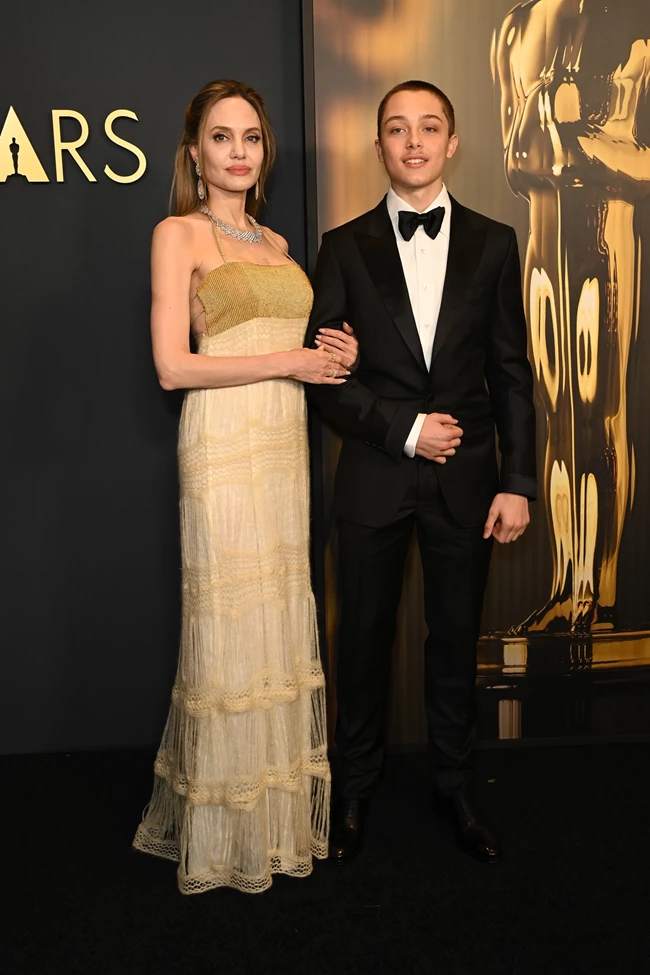 Angelina Jolie και Knox