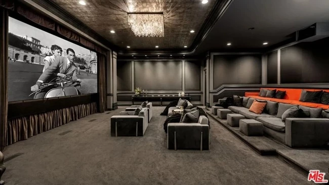 Jennifer Lopez house