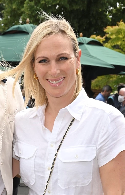 κούρεμα μακρύ καρέ