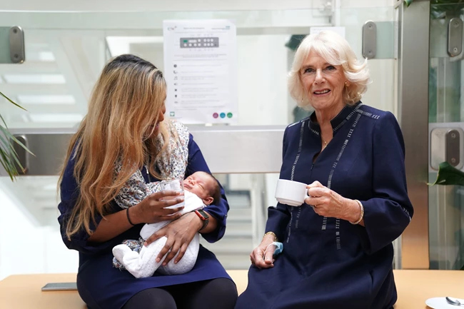 Καμίλα Πάρκερ | Η πρώτη της solo εμφάνιση ως queen consort μετά τον θάνατο της βασίλισσας Ελισάβετ