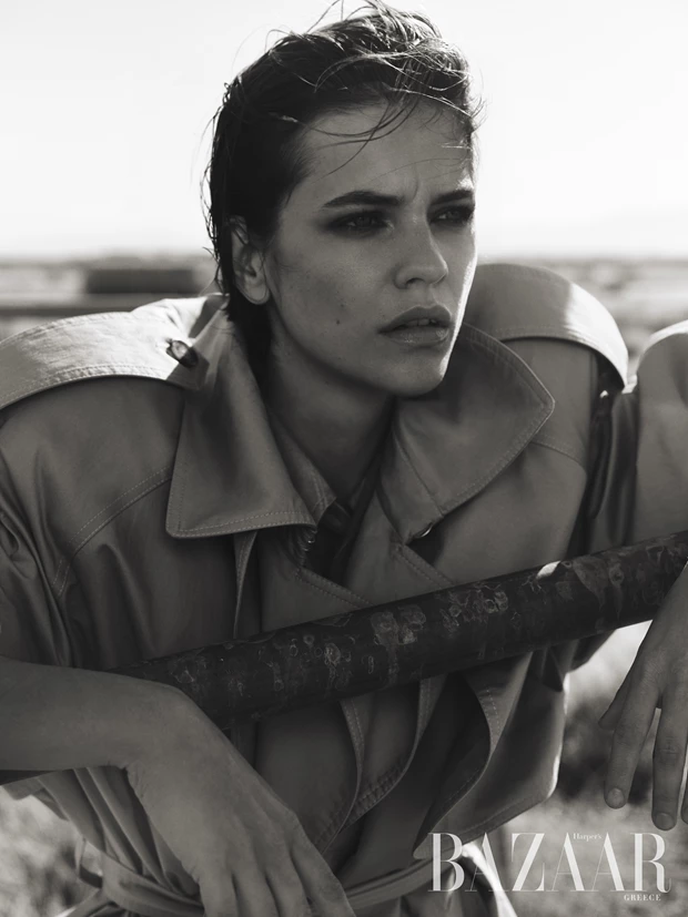 Η Barbara Palvin φωτογραφίζεται αποκλειστικά για το Harper's Bazaar Greece