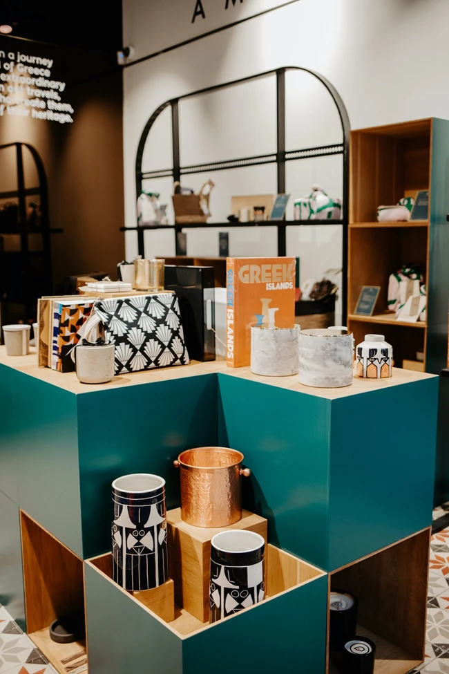 A Magic Cabinet | Το καινοτόμο project της Ευγενίας Χανδρή αποκτά το πρώτο του φυσικό pop up κατάστημα