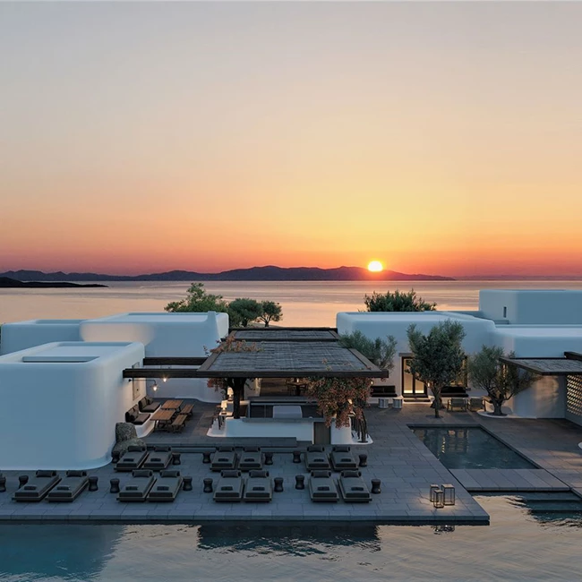 Τα ξενοδοχεία που θα σας κάνουν να ονειρευτείτε τις διακοπές