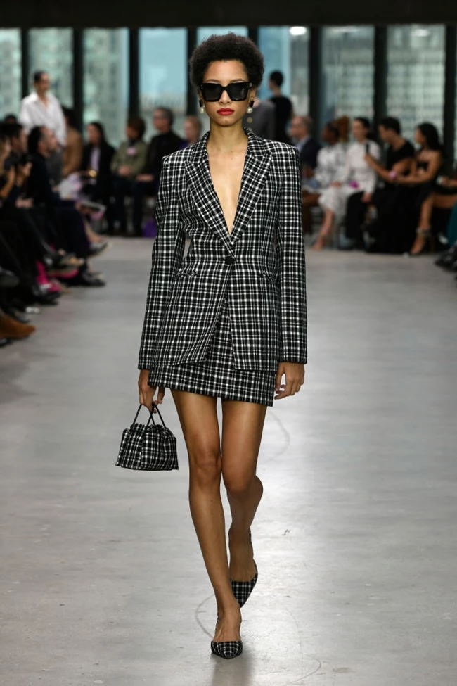 Carolina Herrera AW24