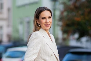 Botox-Like | 7 οροί για ένα αισθητά πιο ανορθωμένο και νεανικό πρόσωπο