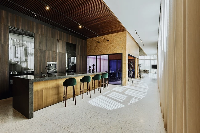 ROCHE BOBOIS