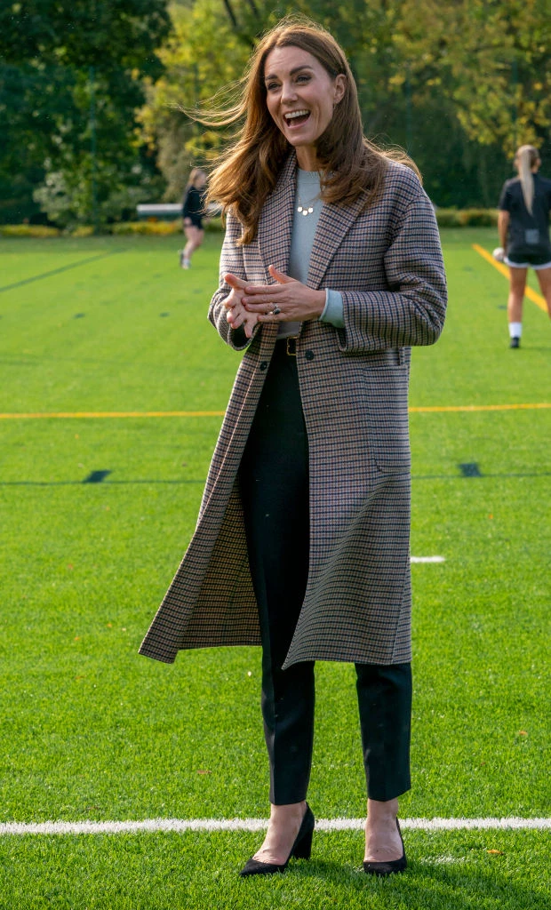 Η Kate Middleton φόρεσε το πιο stylish παλτό της σεζόν