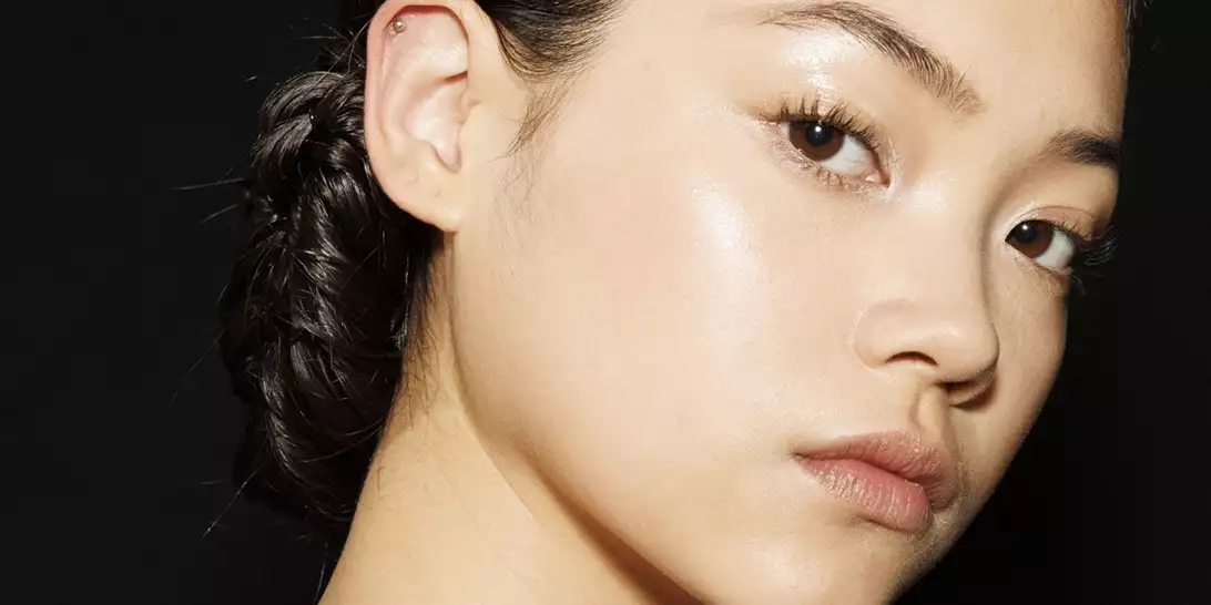 Η επόμενη μεγάλη τάση στο skincare εγγυάται εντυπωσιακά πιο όμορφη επιδερμίδα