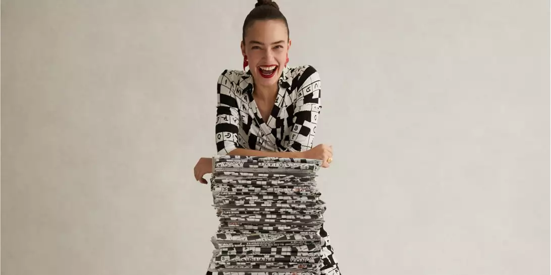 To Wrap Dress της Diane Vοn Furstenberg γίνεται 50 χρονών