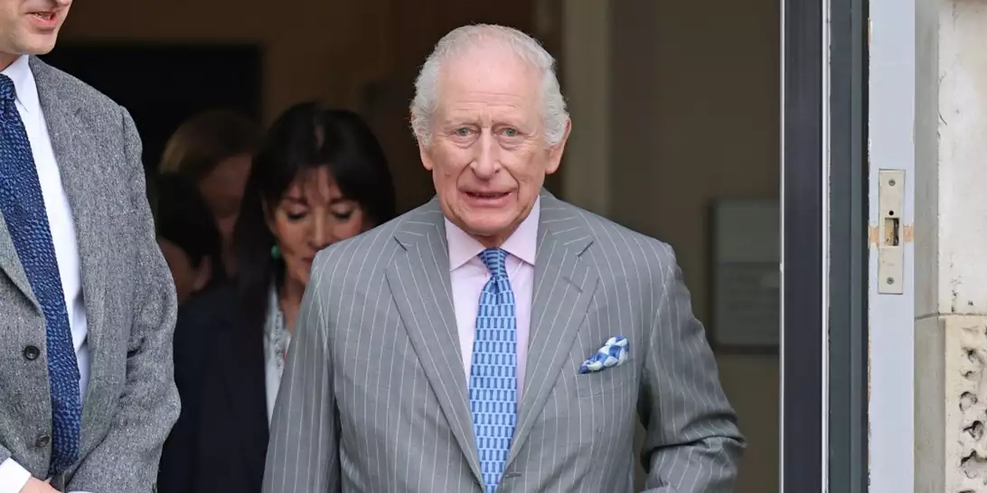 Ο βασιλιάς Κάρολος κάνει μεγάλη παραδοχή για το ταξίδι του καρκίνου μετά το σχόλιο του Harry