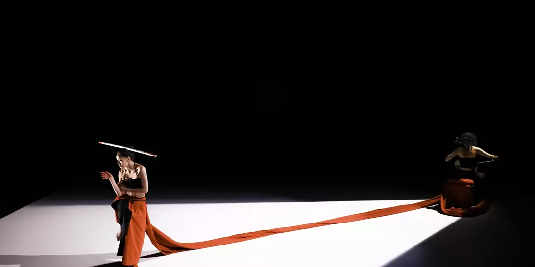 Μία μυσταγωγική παράσταση χωρού "κατακτά" την Ελευσίνα