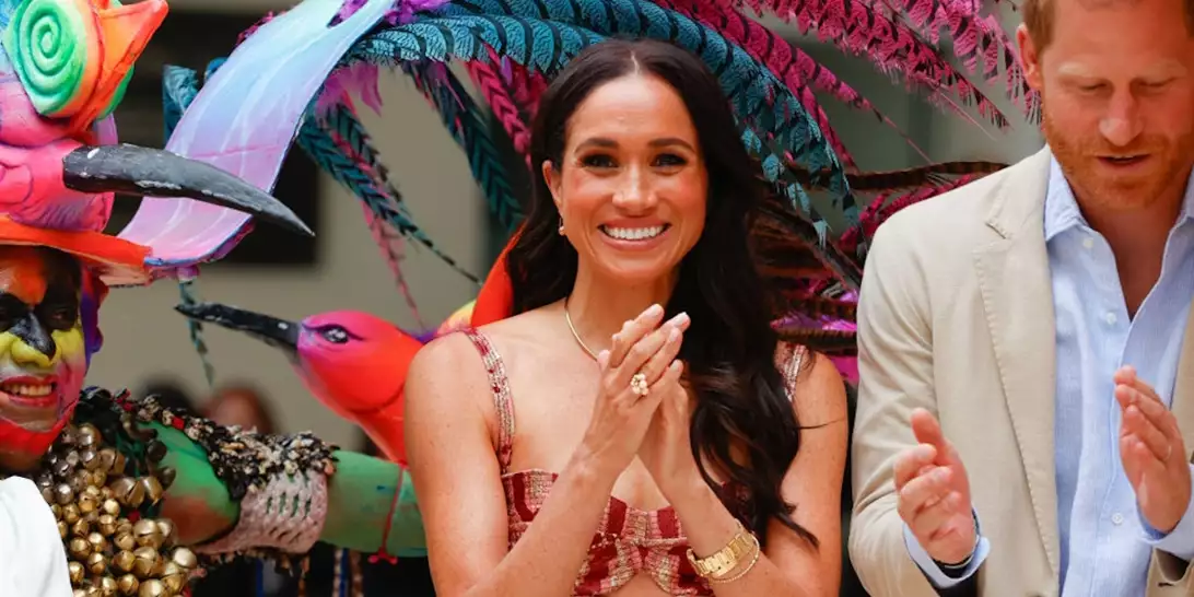 School retro | Όταν η 15χρονη μαθήτρια Meghan Markle συμμετείχε σε σχολική γιορτή στο Γυμνάσιο