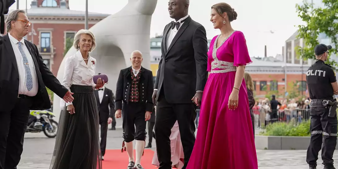 Νέα προβλήματα για τον επικείμενο γάμο της πριγκίπισσας Martha Louise