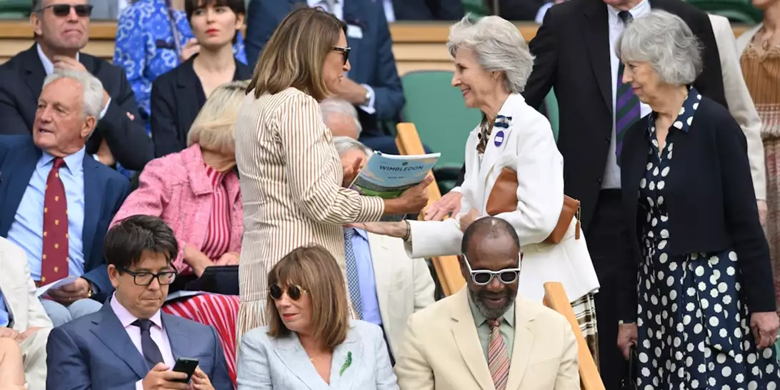 Πριν από την πολυαναμενόμενη εμφάνιση της Kate, μια άλλη Middleton βρέθηκε στο βασιλικό θεωρείο του Wimbledon