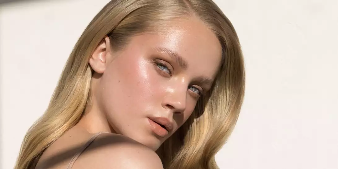 Baby Soft | 7 προϊόντα που θα σας χαρίσουν την πιο απαλή και λαμπερή επιδερμίδα που είχατε ποτέ