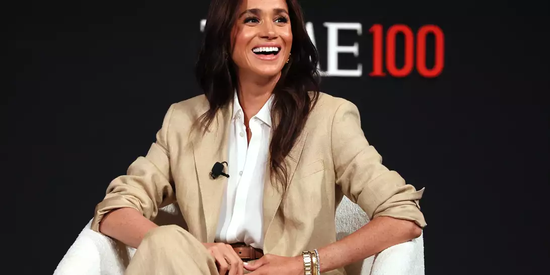 Meghan Markle | To πουλόβερ που φορά στο trailer της σειράς της κοστίζει πάνω από 1000 ευρώ