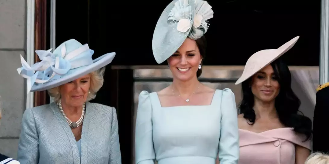 Βασίλισσα Καμίλα | Το κοινό hobby που έχει με την Kate Middleton και τη Meghan Markle