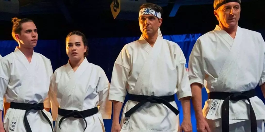 Οι 10 σειρές που βλέπουν όλοι τώρα στο Netflix