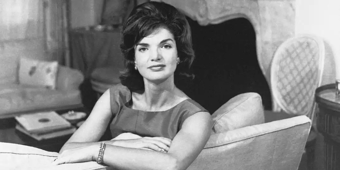 10 μαθήματα ομορφιάς που δίδαξε η Jackie Kennedy
