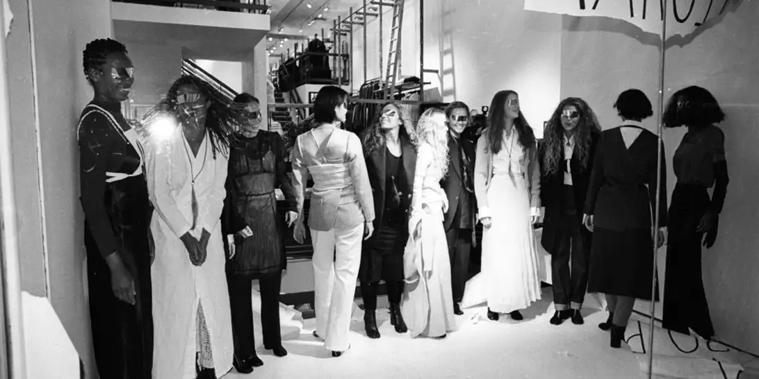 Martin Margiela | Ο εμβληματικός σχεδιαστής παρουσιάζει τα εικαστικά του έργα για πρώτη φορά στην Ελλάδα