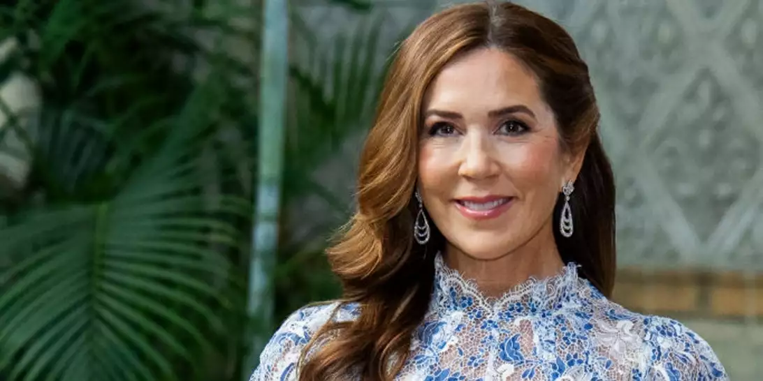 Βασίλισσα Mary | Μεταμορφώνει ένα διαμαντένιο κολιέ σε εντυπωσιακή τιάρα