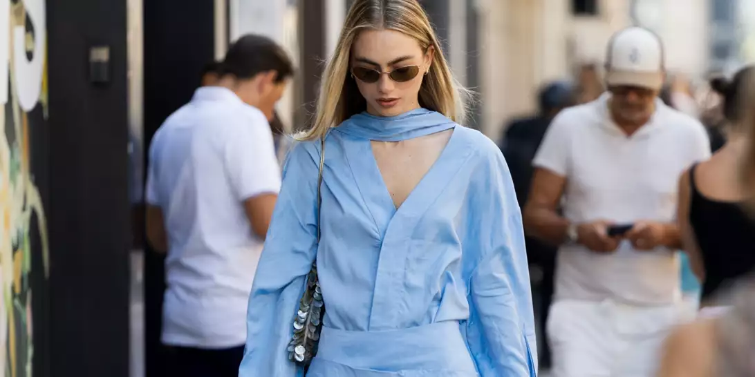 The Baby Blue Trend | Πώς θα φορέσετε κομψά την τάση του καλοκαιριού