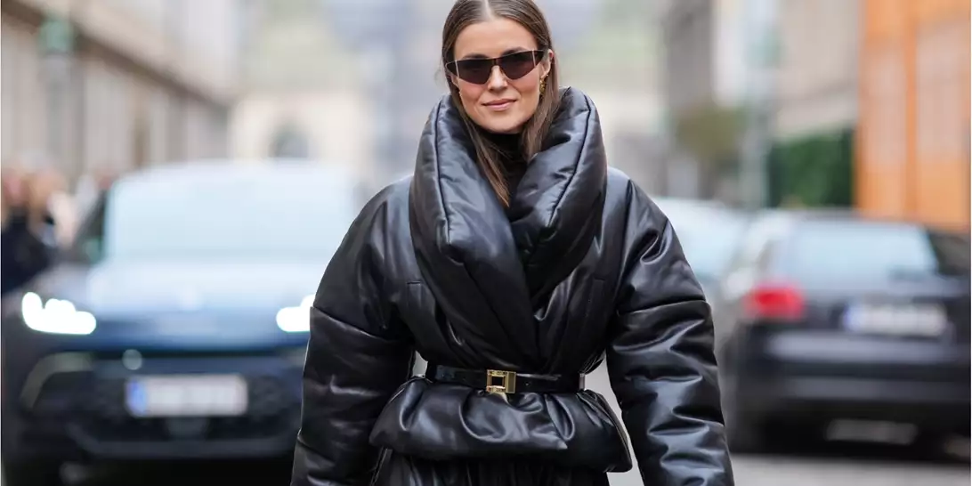 Πώς θα είστε κομψές μ' ένα puffer μπουφάν