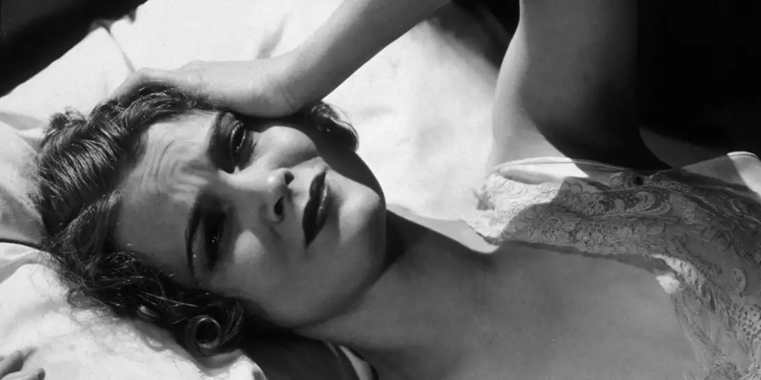 "Το μυαλό κάνει μαύρες σκέψεις": Ποια ώρα δεν πρέπει να πάτε για ύπνο, σύμφωνα με ερευνητές