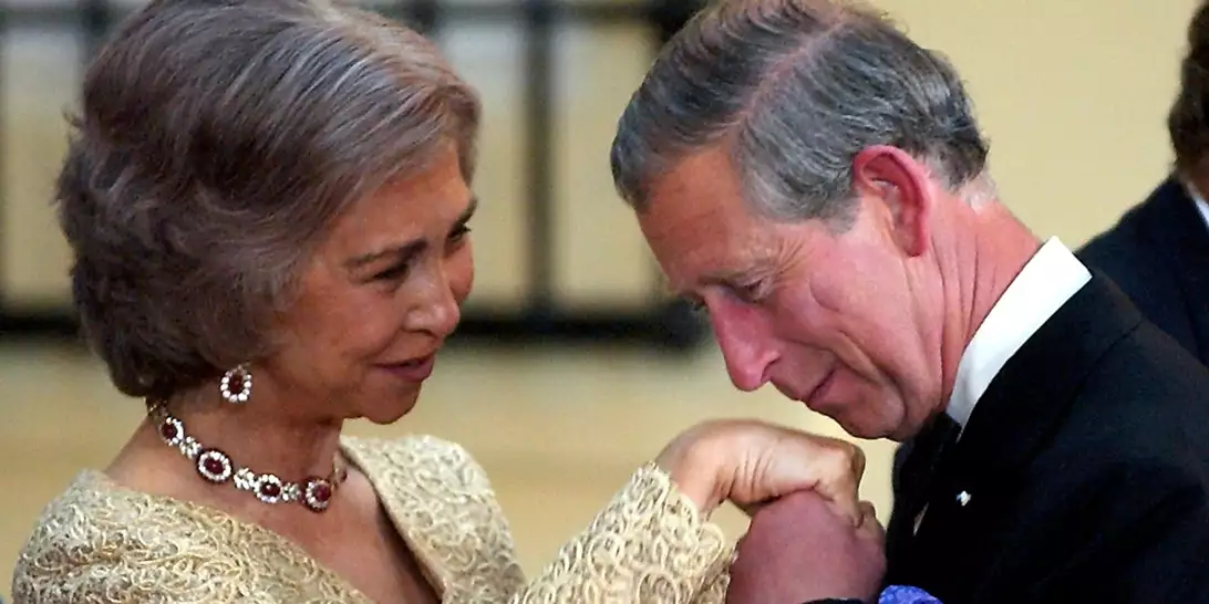 Η βασίλισσα Σοφία και τα ρουμπίνια του Σταύρου Νιάρχου | Το κόσμημα που αρνείται να κληροδοτήσει στη νύφη της, βασίλισσα Letizia