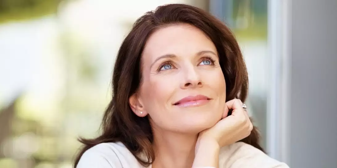 7 κρέμες προσώπου που κάνουν θαύματα για τις βαθιές ρυτίδες