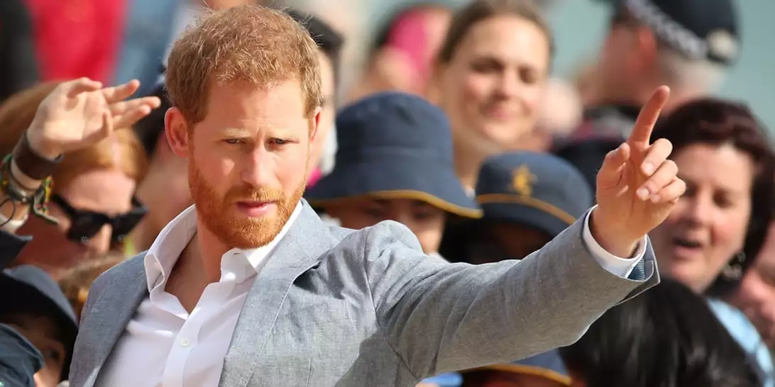 Πρίγκιπας Harry | Μιλά για την αρρωστημένη εξουσία και "φωτογραφίζει" τον Donald Trump