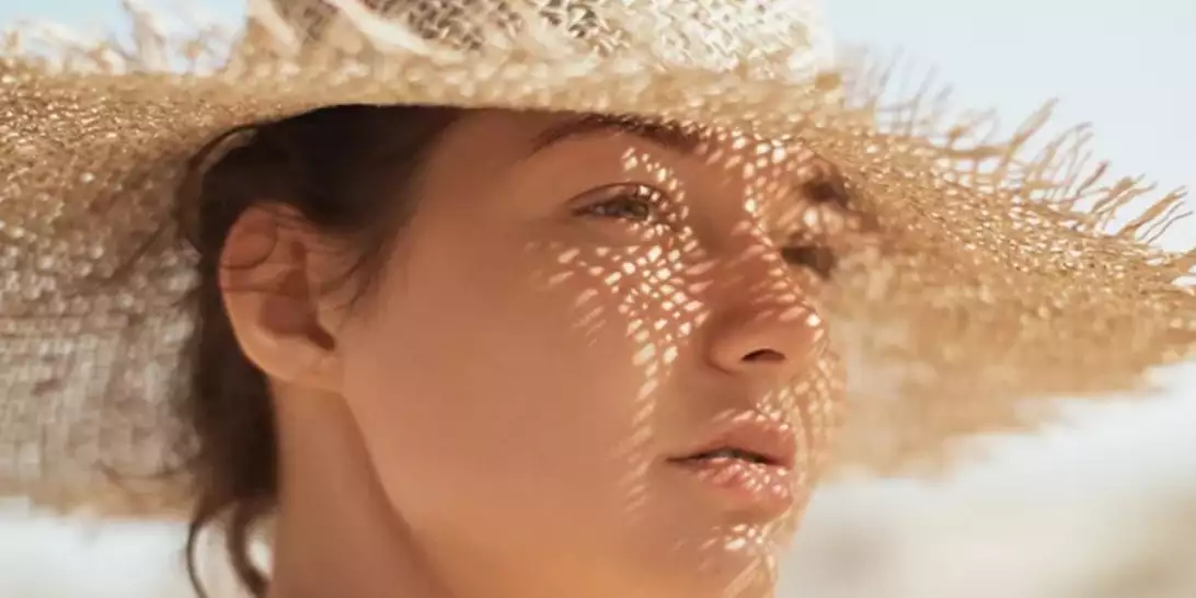 7 αντηλιακά προσώπου με νιασιναμίδη για επιδερμίδα χωρίς ατέλειες