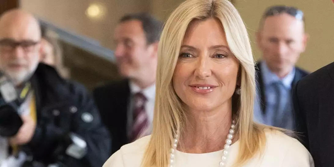 Naked Manicure | Η Marie-Chantal με την πιο chic τάση νυχιών της σεζόν