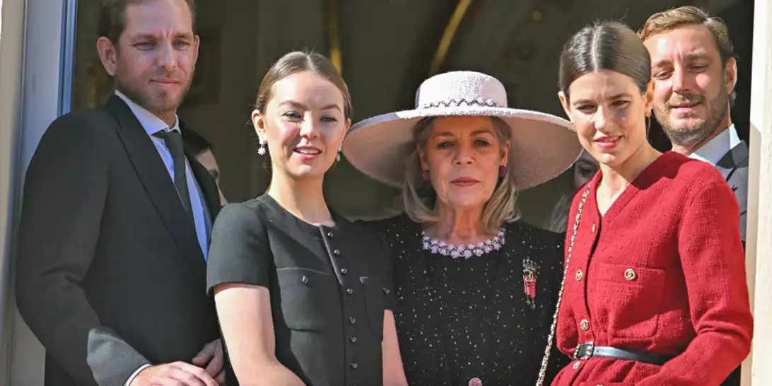 Καρολίνα του Μονακό | Οι κόρες της, Charlotte Casiraghi και Αλεξάνδρα του Ανόβερου μοιράζονται την ίδια αγάπη