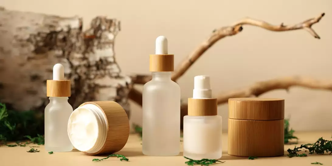 Ξεκαθάρισμα καλλυντικών | 3 προϊόντα περιποίησης που πρέπει να πετάξετε άμεσα