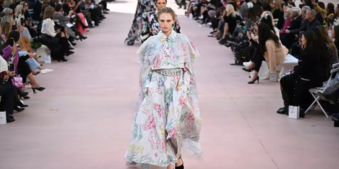 Η Chanel ταξιδεύει στη Λίμνη Κόμο για την Cruise 2025/26