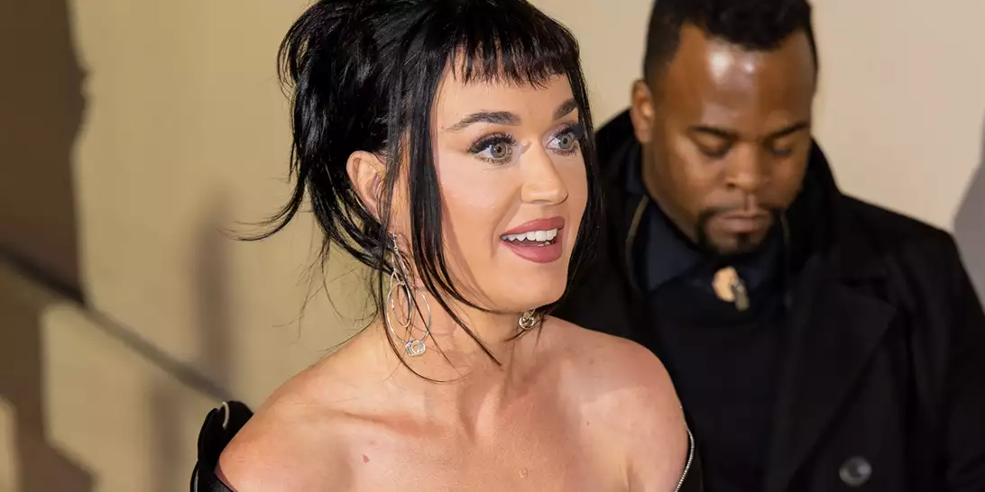 Katy Perry | Η αποκάλυψη για το λάθος που έκανε αμέσως μετά την τελετή στέψης του βασιλιά Καρόλου