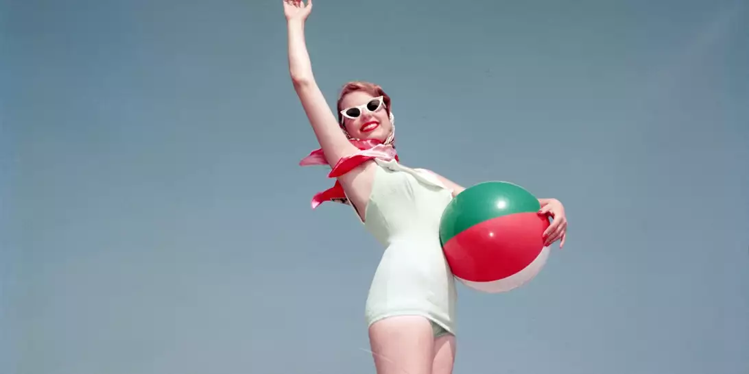 Τα ολόσωμα μαγιό που ξεχωρίζουν για την κομψή αισθητική τους