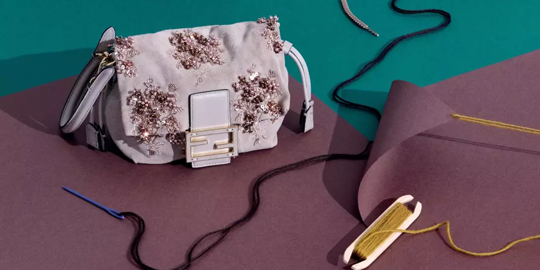 Τσάντες και παπούτσια σε πρωτότυπα σχέδια