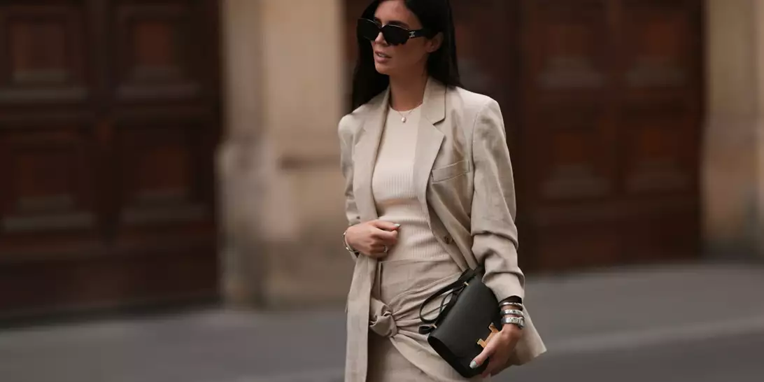 Τα κομψά λινά σακάκια για να φορέσετε την άνοιξη