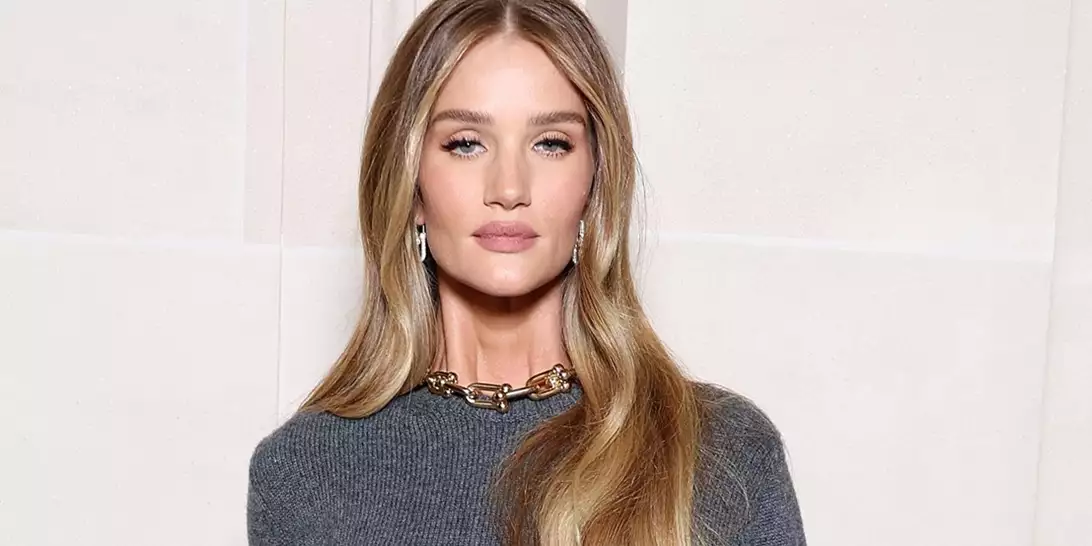 Τα 5 καλύτερα hair glosses για μαλλιά που ακτινοβολούν υγεία