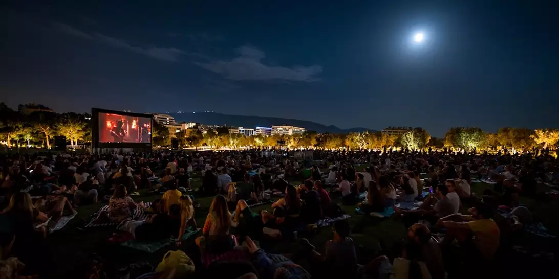 Full Moon Film Marathon με τους "Πειρατές της Καραϊβικής"