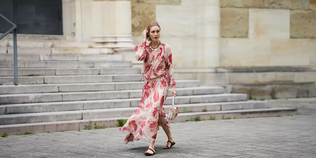 Η επιστροφή των gladiator sandals στη μόδα για το Καλοκαίρι 2025