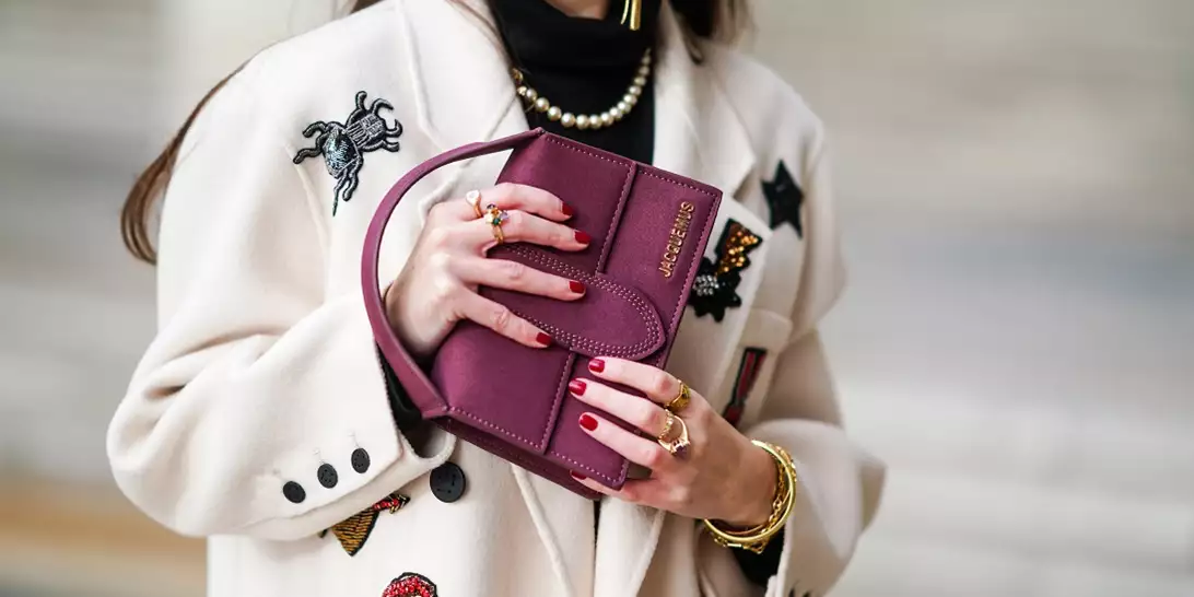 10 μανικιούρ που δείχνουν πιο κομψά σε κοντά νύχια